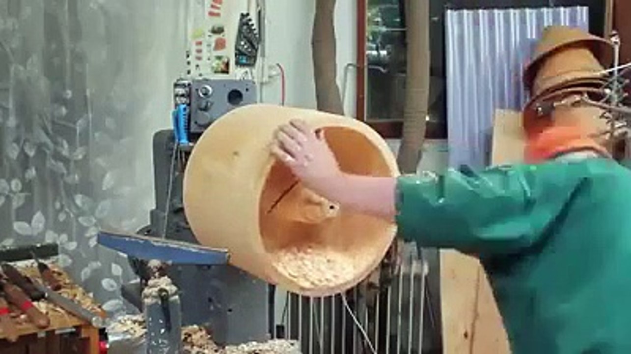 How Wooden Lamp Shades Are Made