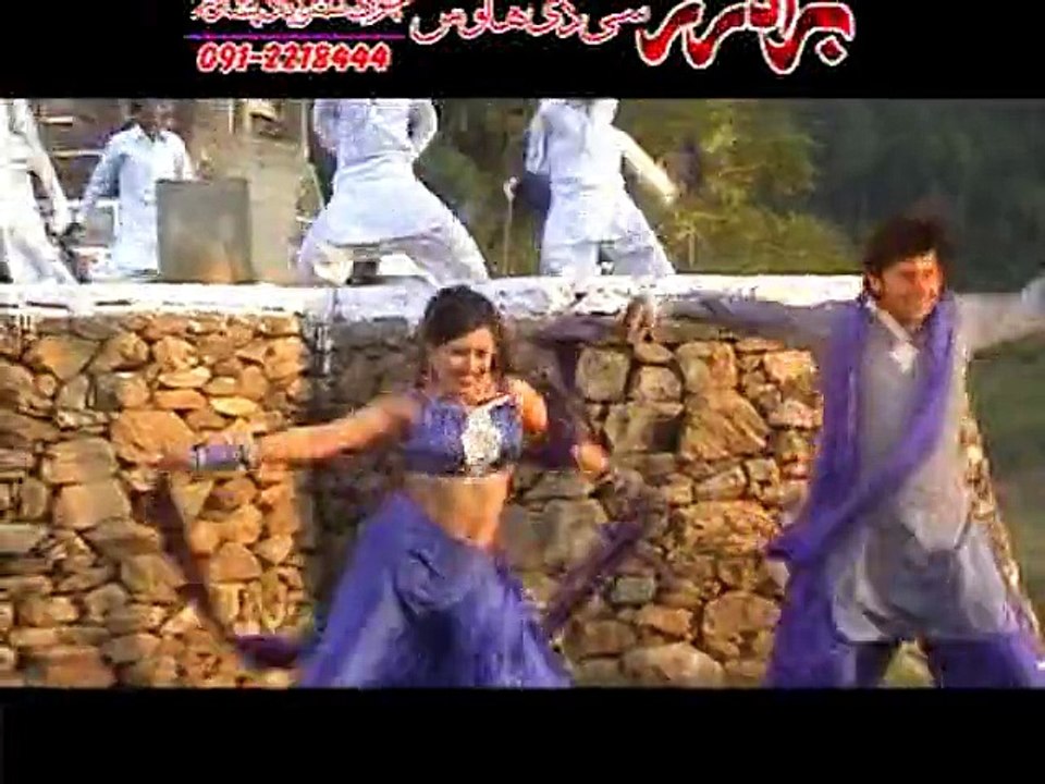 Pashto New Film - GHAIRAT - Stargo Ke Sta Starge - Karishma