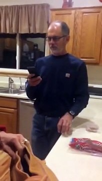 Funny Dad discovering Google Translate app - hilarious joke