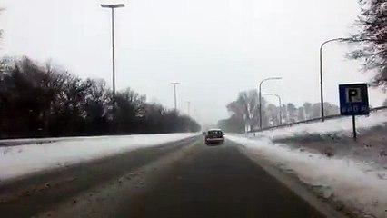 Neige: certaines autoroutes bien dégagées