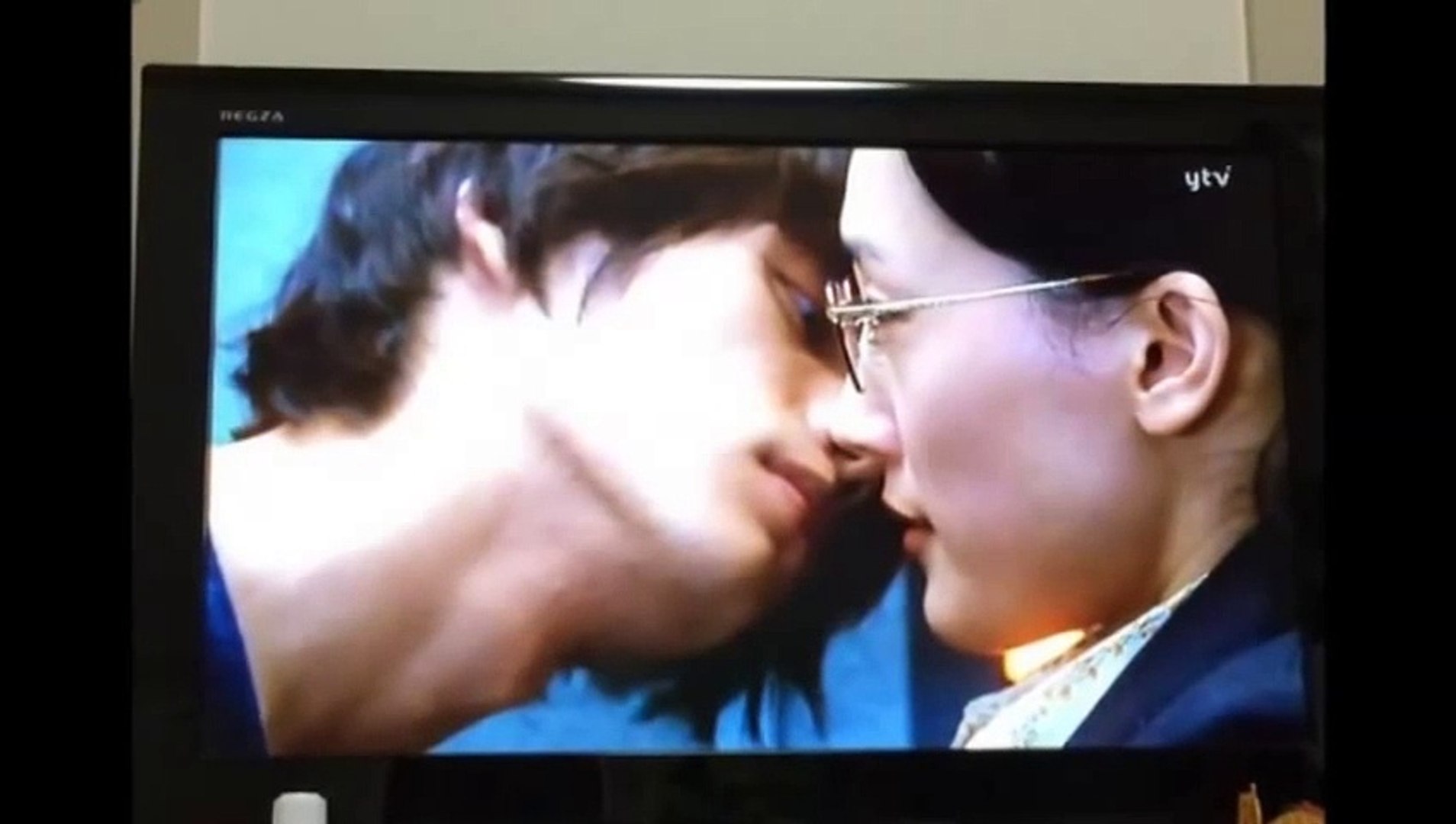 過激 綾瀬はるかと福士蒼汰の壁ドン キス ベッドシーン お風呂画像集 ドラマ 今日は会社休みます 動画 Dailymotion