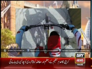 Watch a Cyclist Dodging The Death