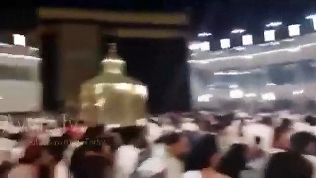 Imran Khan @ Haram Sharif Performing Umrah Watch video