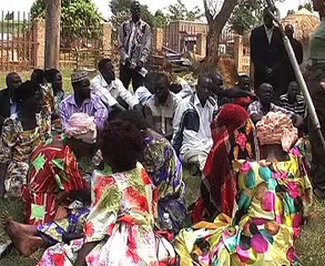 Luweero Police arrests 2 conmen for obtaining money by false pretence