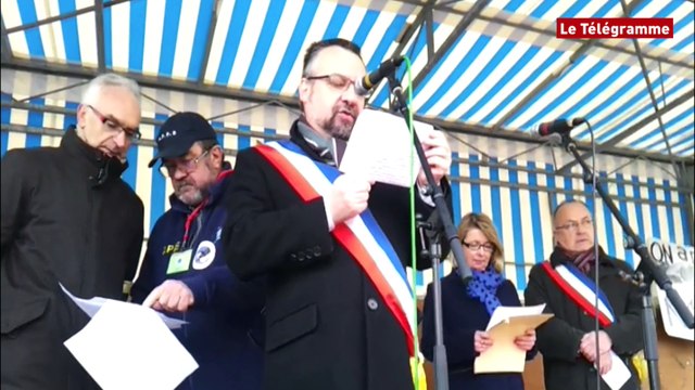 Lannion. Extraction de sable : Paul Le Bihan à la tribune