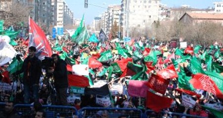 Diyarbakır'da Onbinler Peygamber Sevgisini Haykırdı