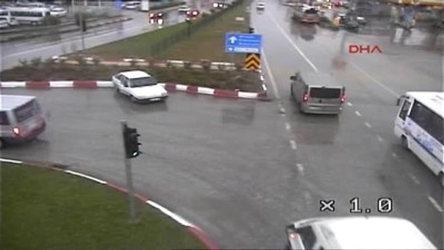 Tokat'ta Trafik Kazaları Mobese Kameralarına Yansıdı