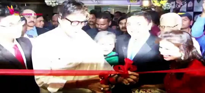 Amitabh Bachchan & Jaya Bachchan Launches Eye Care LenSx FEMTO Second Lase