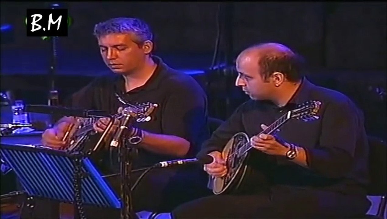 Μια Κεφαλονίτισσα --- Μανώλης Μητσιάς & Λουκιανός Κηλαηδόνης
