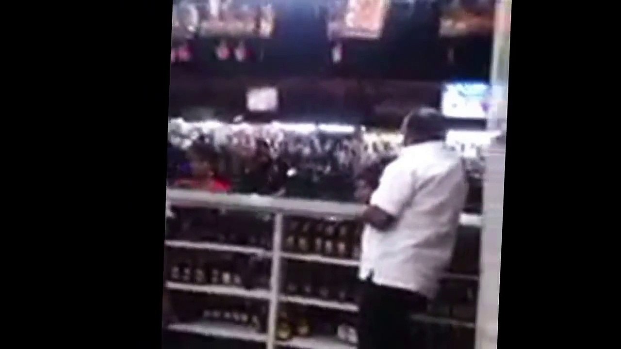 Nayanthara buying beer in Tasmac