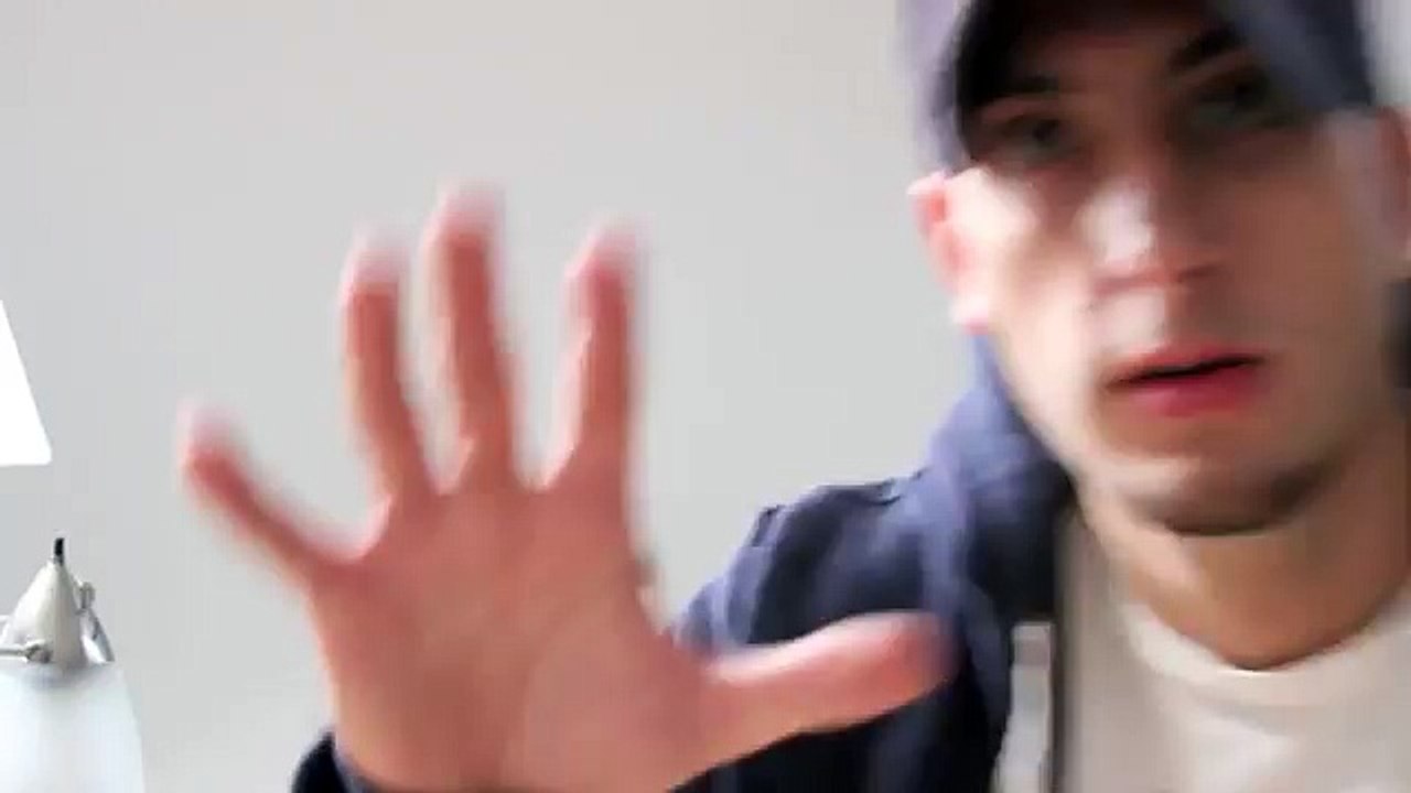 Hot Chick Undressing Gets Pranked