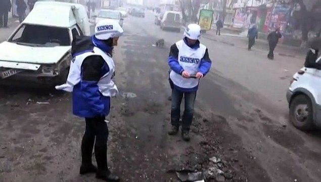 Ukraine : le port de Marioupol touché par des bombardements