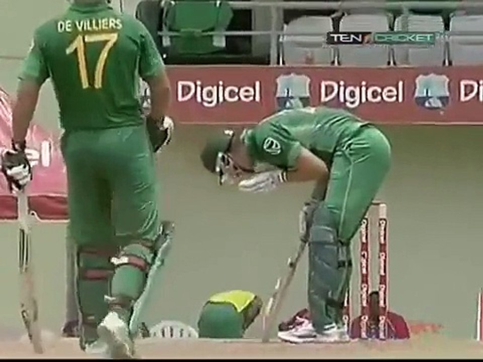 Cricket can be a dangerous sport Perfume Ball West Indies v South Africa 3rd ODI at Roseau 2010