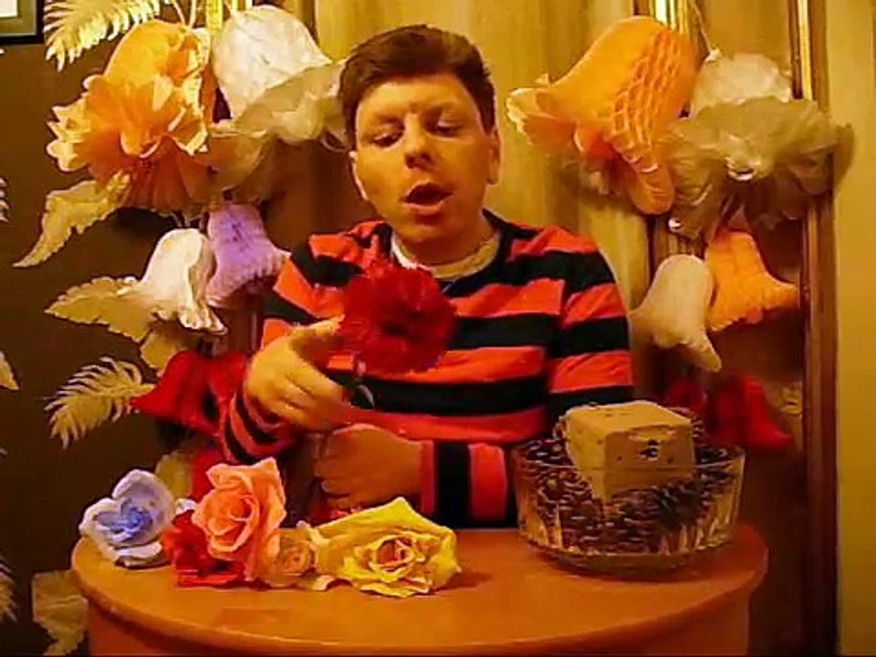 How to make Christmas Pine cone Flowers Arrangements for Wedding Reception Tabes