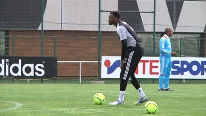 OM : Mandanda a bien changé !