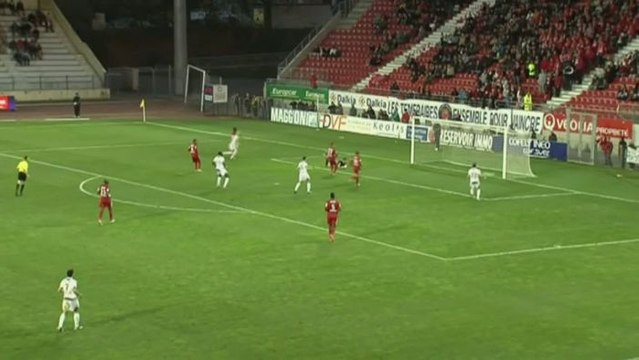 FOOT - L2 : Dijon - Laval 1-0