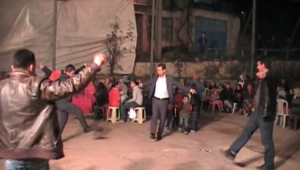 Tavas Zeybeği 2015 Asker kınasından