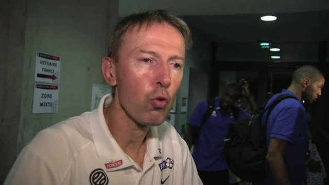 BASKET - BLEUS - Collet : «On avance»