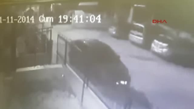 İzmir - Öldürülen Özel Güvenlik Şirketi Sahibinin Vurulma Anı Güvenlik Kamerasında