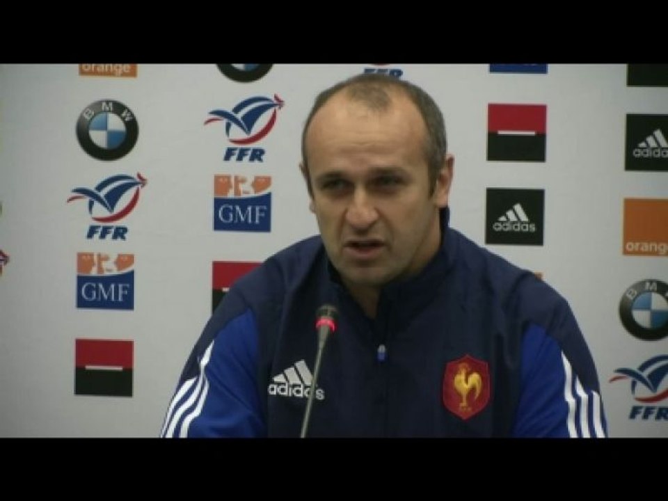 RUGBY - XV DE FRANCE : PSA reconduit la charnière