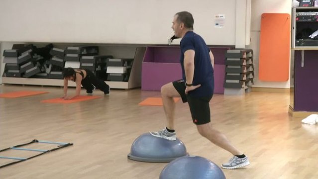 TOUS SPORTS - SOCIÉTÉ : Le ski, ça se prépare !