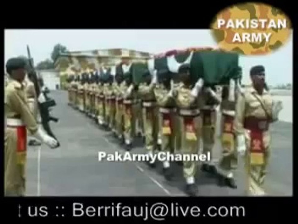 Pakistan Army Song - Hum Ko Awaz Day Tu