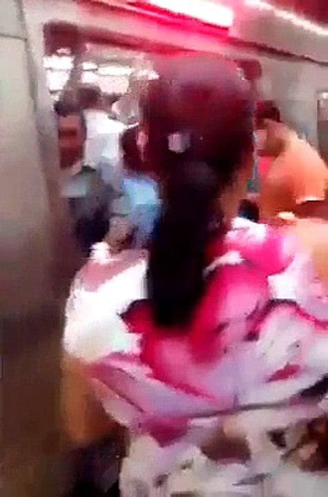 guy in train funny video