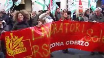 500 IN CORTEO PER DIFENDERE L' AZIENDA