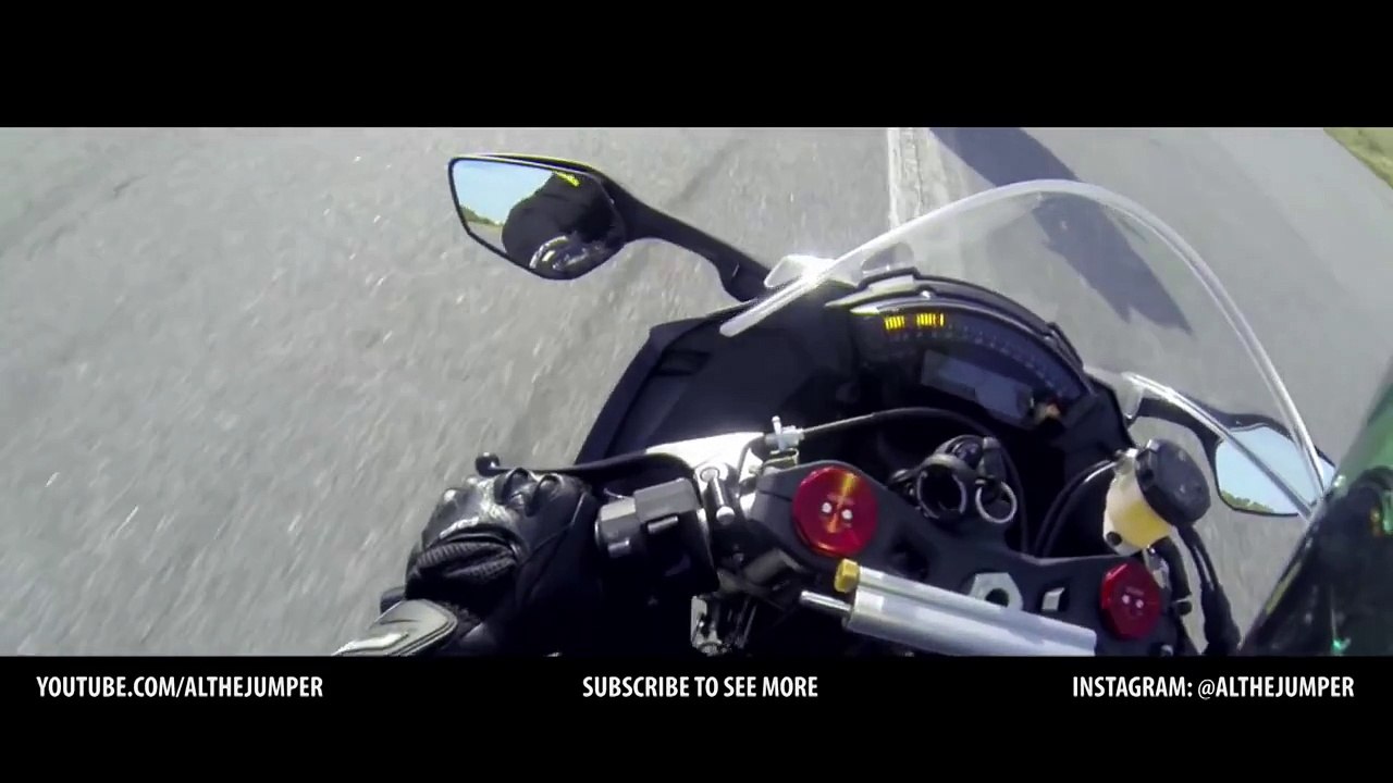 Epic_jump_over_two_motorcycles_Original_110_km_h