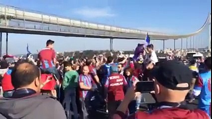 Trabzonsporlu taraftarlar İstinye Parkta!