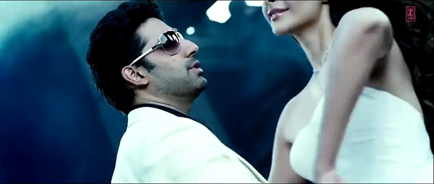 Dil Ye Bekarar Kyun Hai Players Abhishek Bachchan Sonam Kapoor