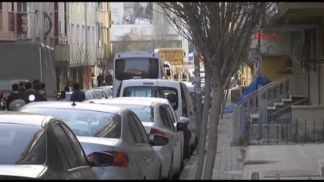 Kavga İhbarına Giden Polise Ateş Açıldı. Bir Polis Yaralı