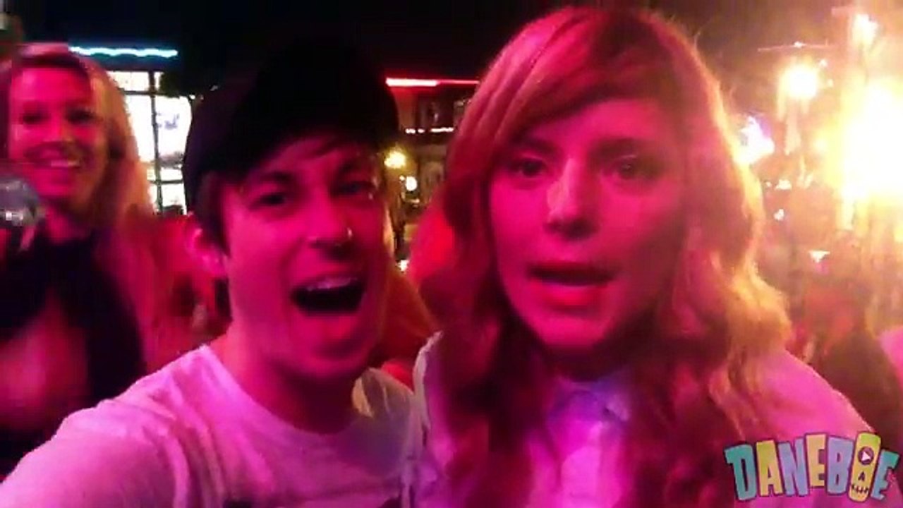 WAZZUP VIDCON !