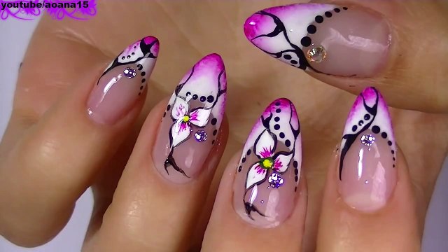Лучшие идеи для маникюра. Модный маникюр - цветы. Красивый дизайн ногтей