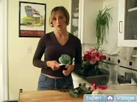 How to Arrange Bridal Bouquets - How to Choose a Bridal Bouquet for a Wedding