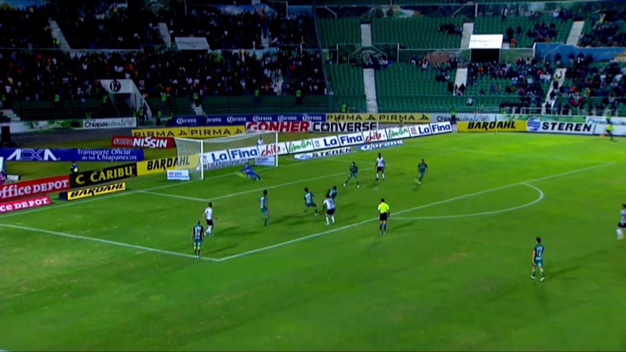 Liga MX: Barragan packt den Hammer aus