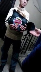 Kuryeye Burger King Protestosu