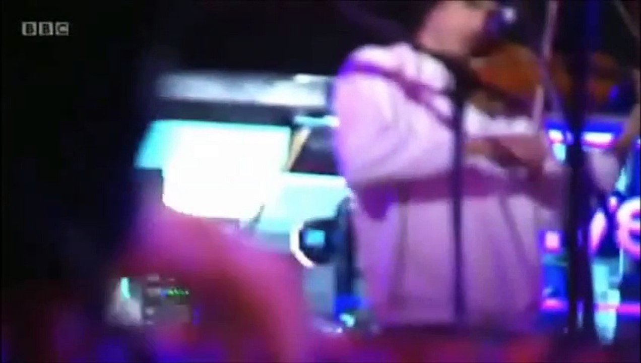 Clean Bandit ft Jess Glynne vs Madness - It must be real love  (Bastard Batucada Verdadeiro Mashup)