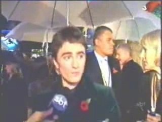 Emma et Dan parle Portugais