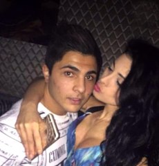 Beşiktaşlı Muhammed Demirci, Gecelerde Genç Kızla Yakalandı