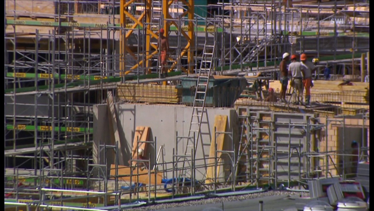 Building boom continues while offices stay empty