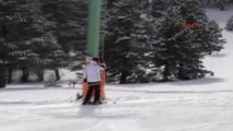 Burdur Salda Kayak Merkezi'nde Renkli Sezon Açılışı