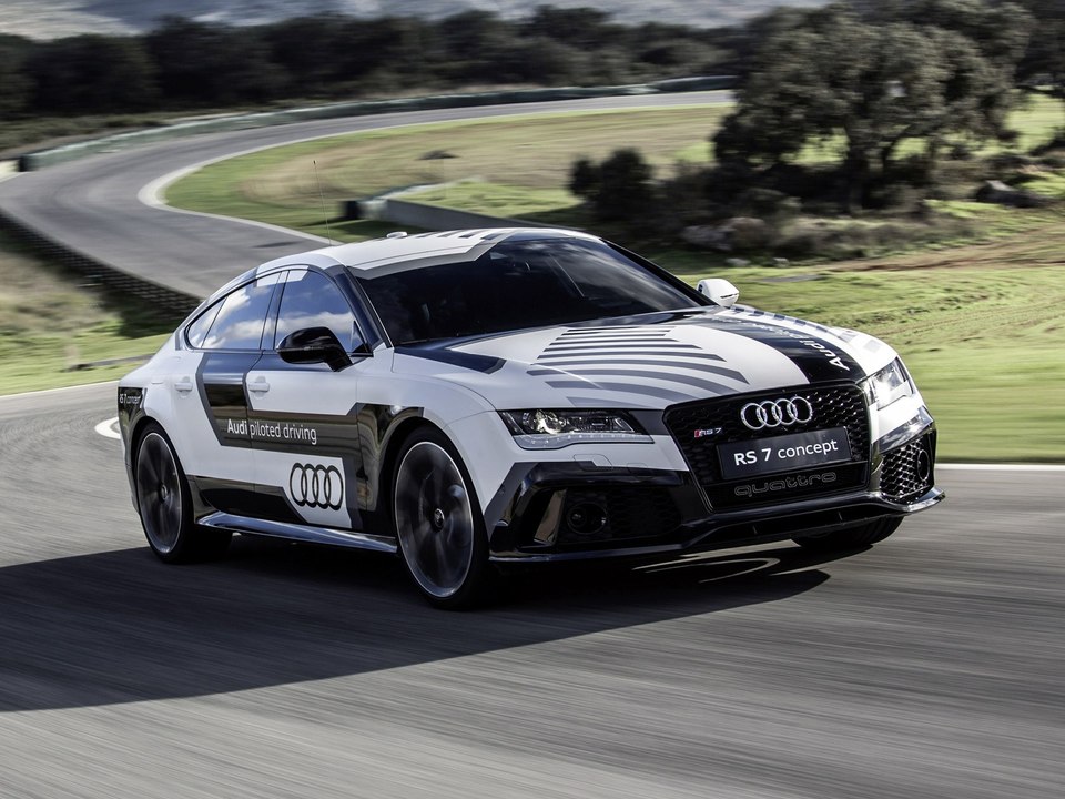 Essai Audi RS7 Sportback Autonome sur le circuit d'Ascari