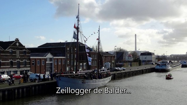 Balder 2 - Zeillogger de Balder naar ligplaats / Vlaardingen 2015