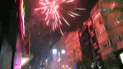 İzinsiz yürüyüşe polis müdahale etti