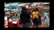 Japanese Street Food － Lunch Truck sells the world delicious dish