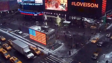 Time lapse video shows snow and frost piling up in New York