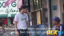 Yemeğini Benimle Paylaşır mısın?