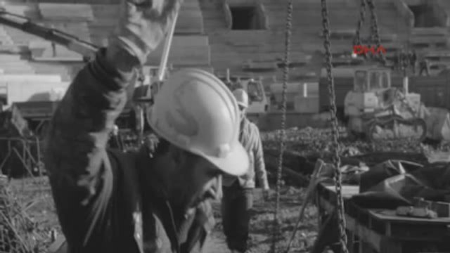 Vodafone Arena İnşaat Ekibinden Taraftara Sabret Mesajı