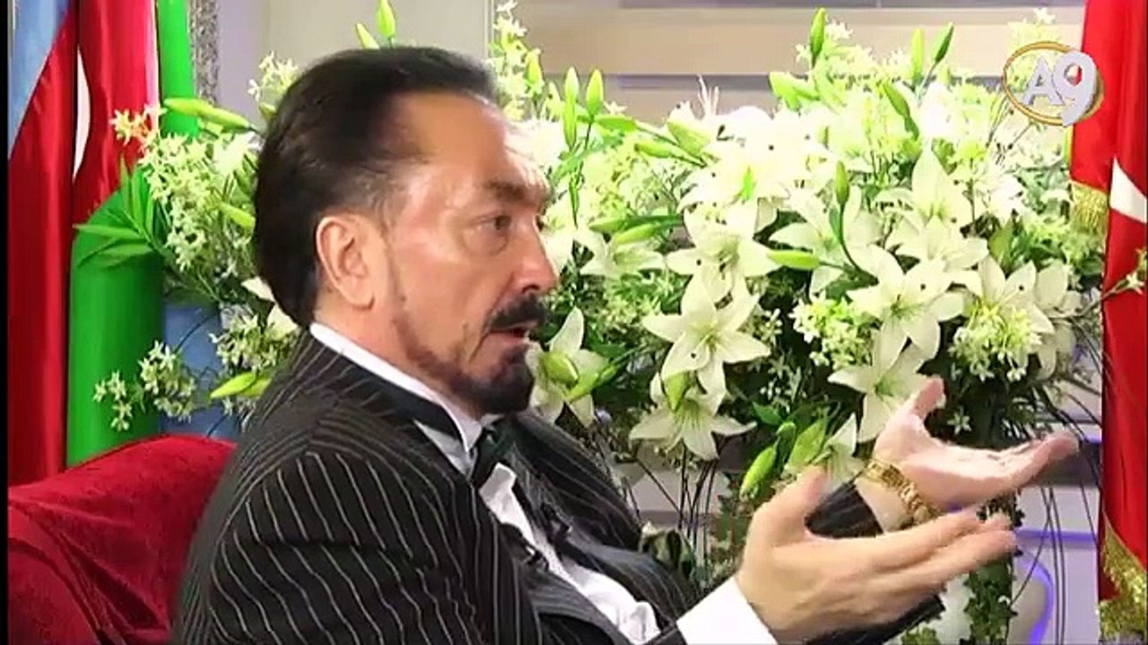 Adnan Oktar: Dinsiz, imansız PKK dindarlara karşı olduğu halde dini kullanıyor.